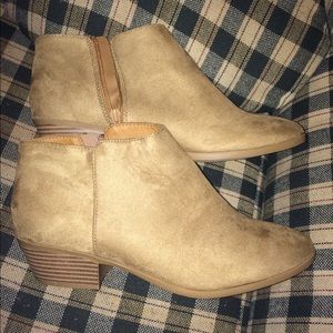 Ankle boots